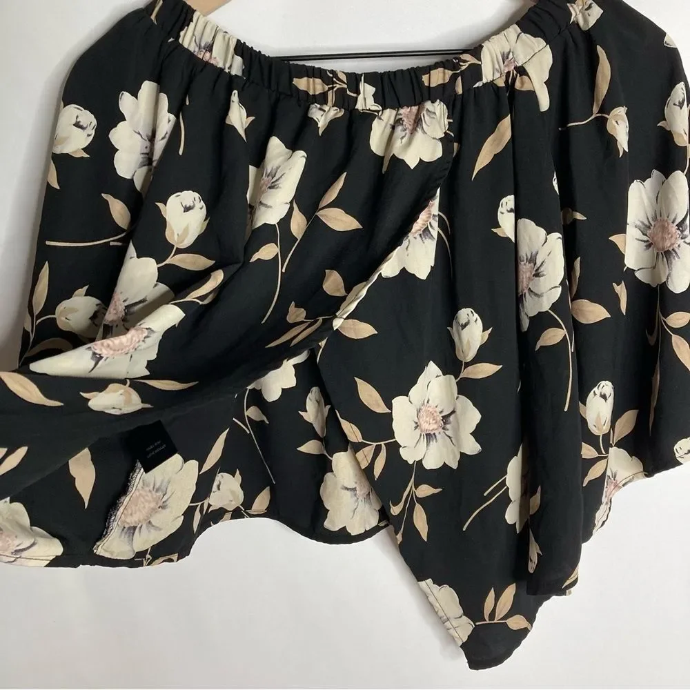 Lulus Cropped Cropped Cape Draped Blouse Size Small Black Tan Floral Split Back